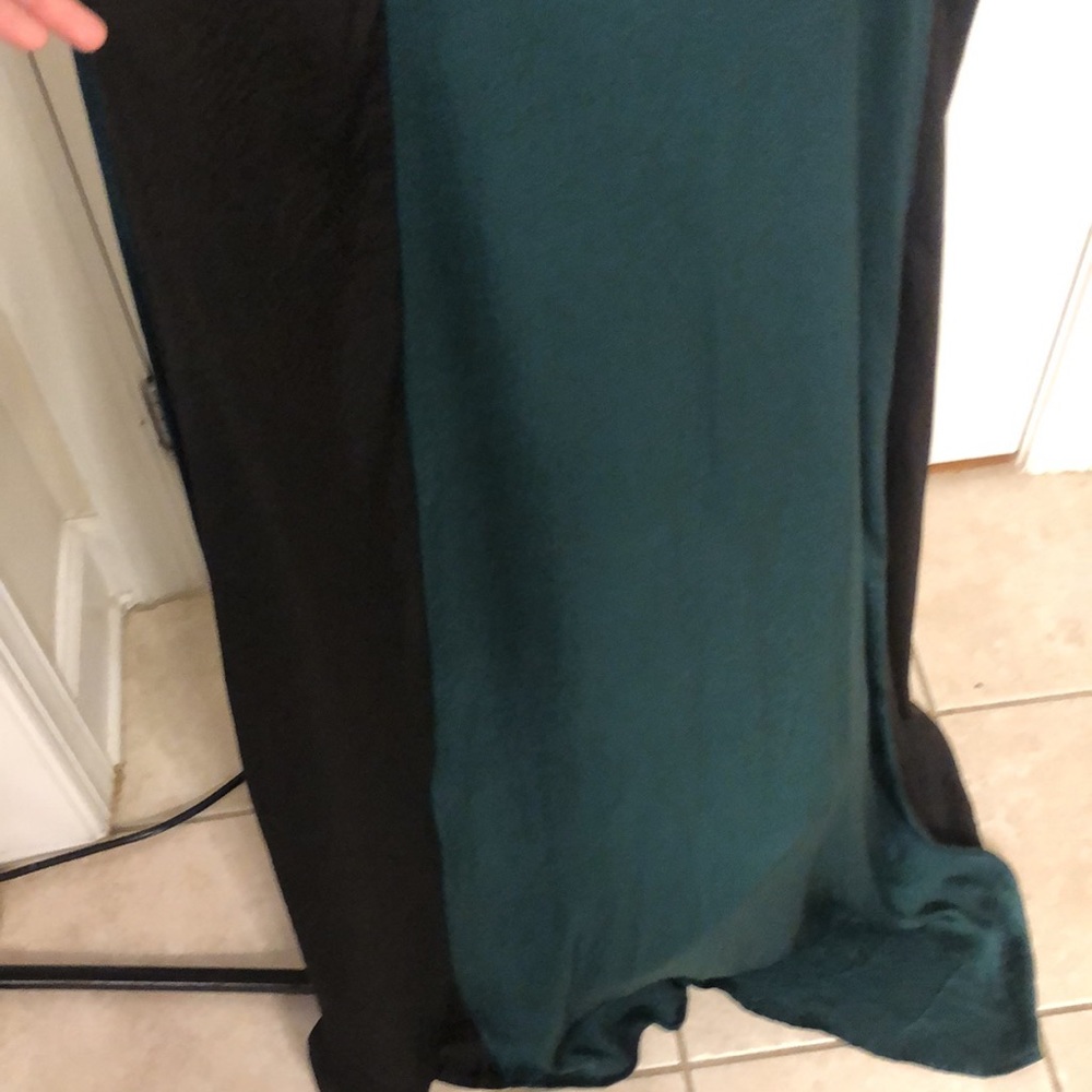 *NWOT* High-Low Green & Black Dress - Picture 8 of 8